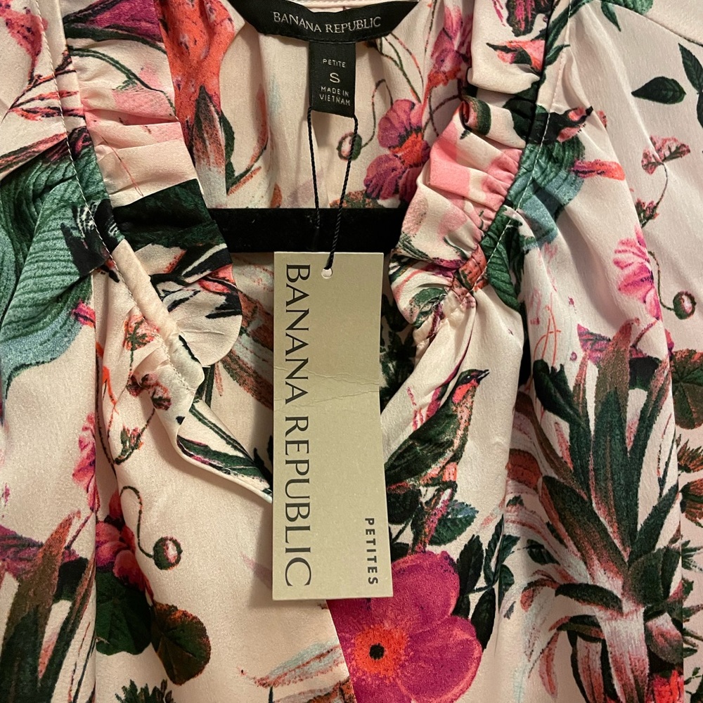Floral Tank NWT